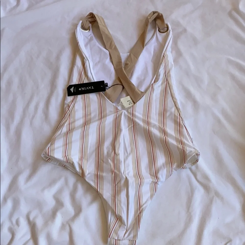 Tavik Axel One-Piece Swimsuit Sz S - Picture 11 of 11
